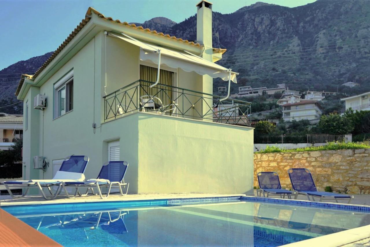 Semiramis Suites With Pool カラマタ エクステリア 写真